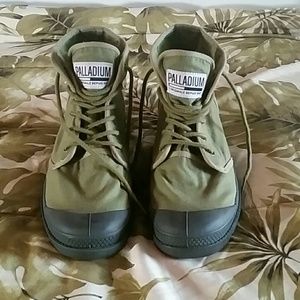Men's Size 10 Palladium Boots
